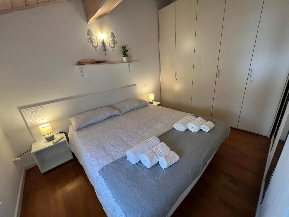 La Mansarda In Centro Apartment Modena